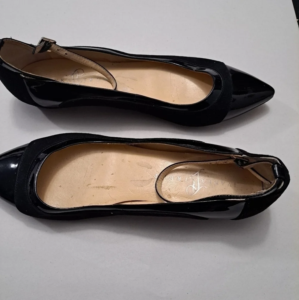 Ivanka Trump Luana Black Patent Leather Shoe    Size 9M